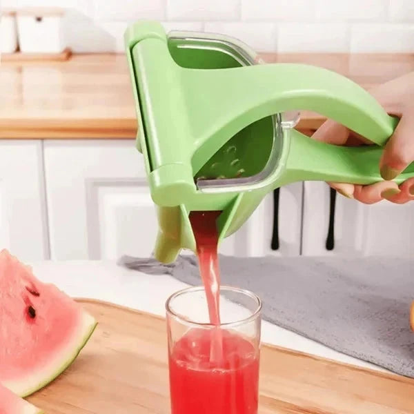 The Multifunctional Juice Squeezer